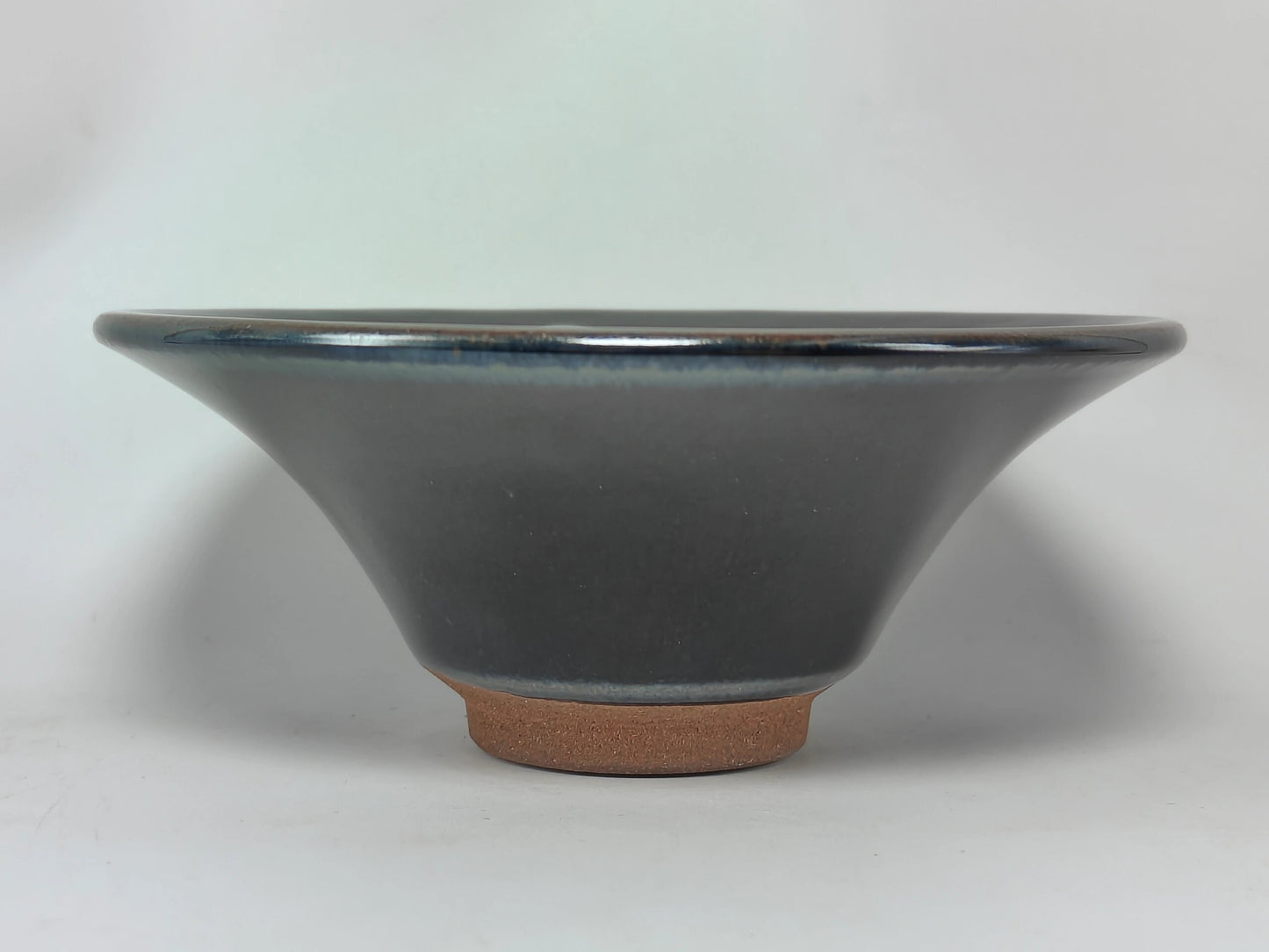Black gold pearl spot