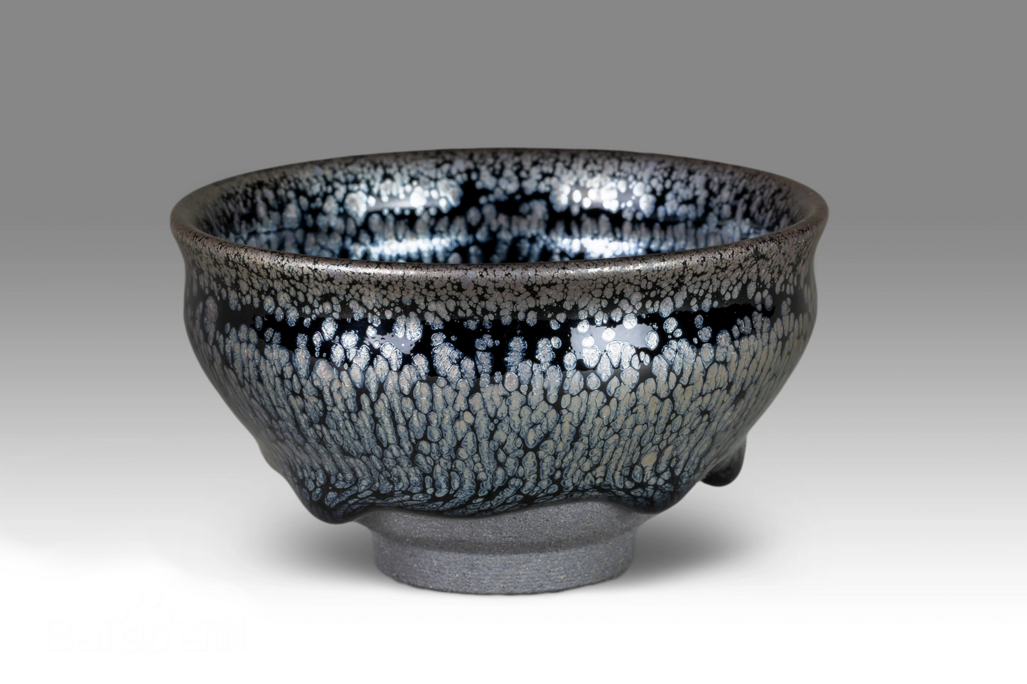 Silver oil droplet