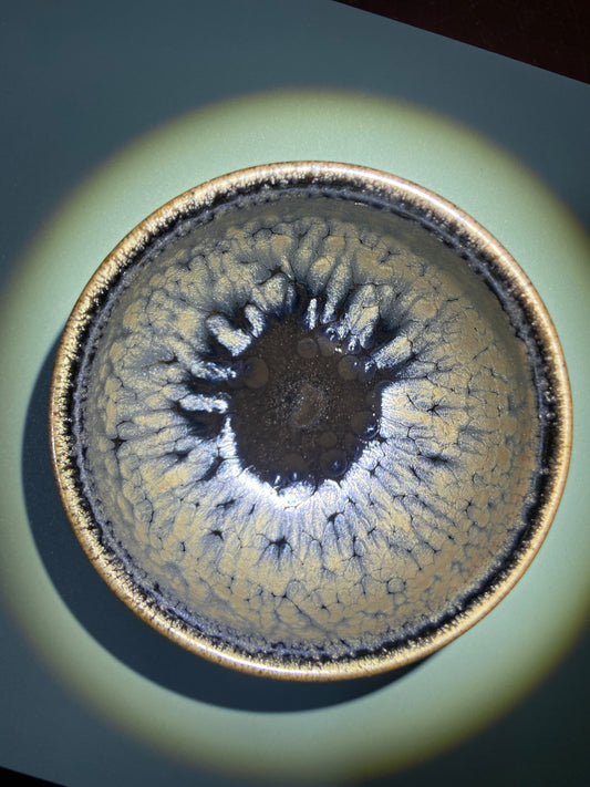 Aquarius - Blue Oil Droplets
